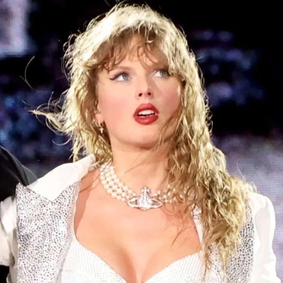 Vivienne Westwood Three Row Pearl Pearls Bas Relief Choker Cream White Necklace - Picture 17 of 17